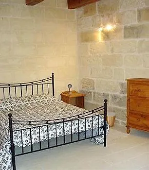 Il Kalkara * Munxar